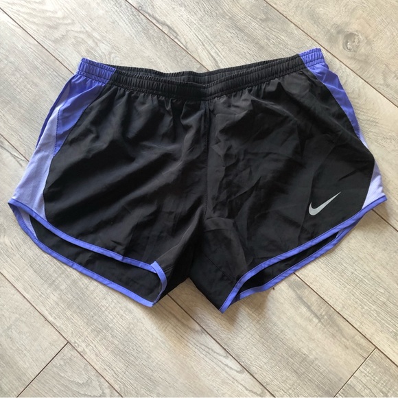 Nike‎ shorts size medium - Picture 1 of 3